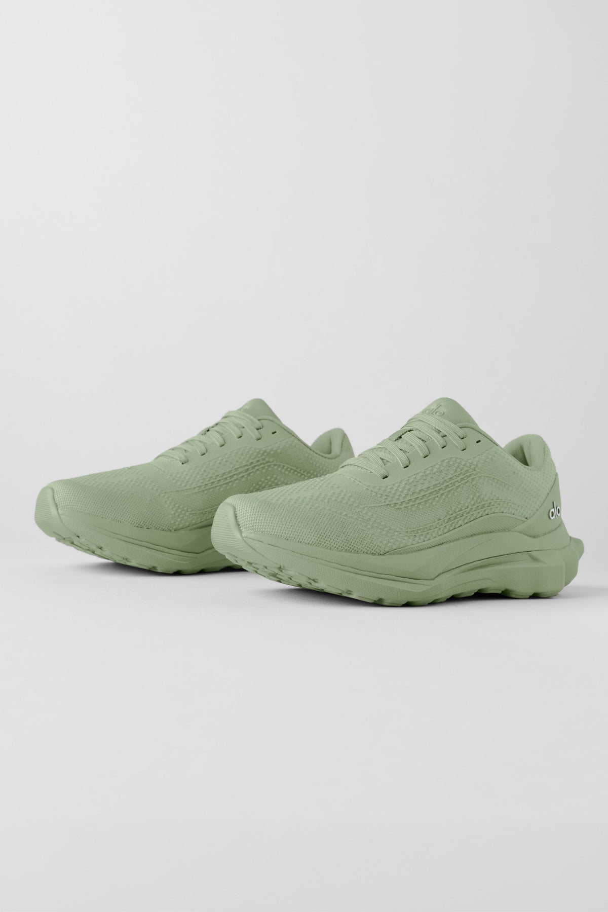 ALO Runner (Unisex) - Dune Grass--5