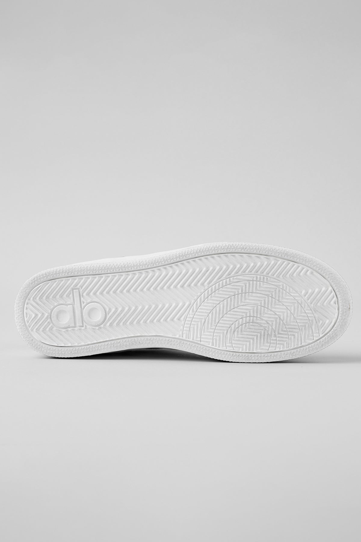 ALO Recovery Mode Sneaker (Unisex) - Natural White--4