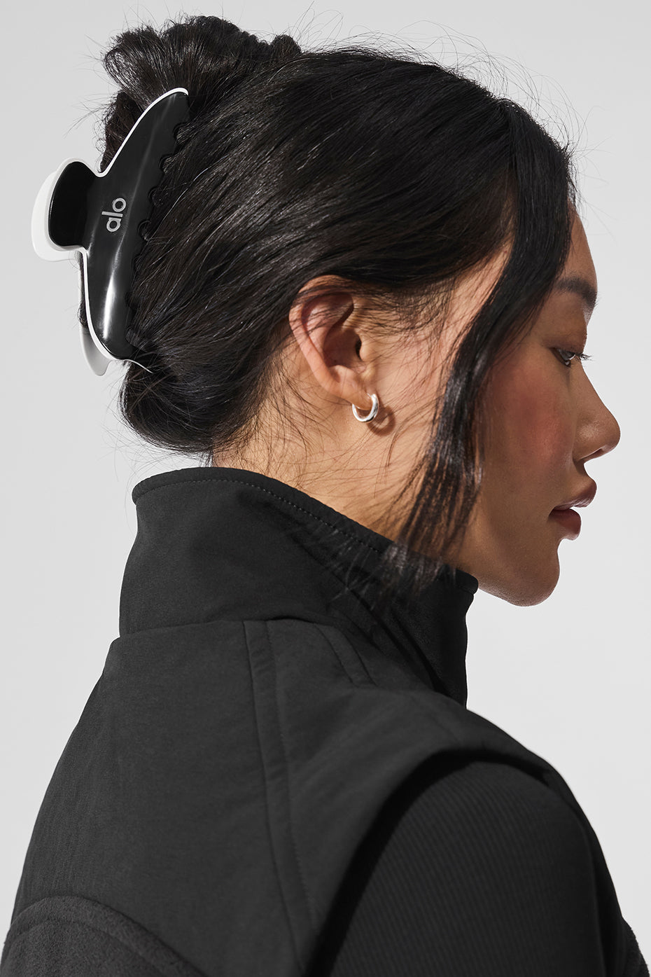 Outline Claw Clip - Black/White--0