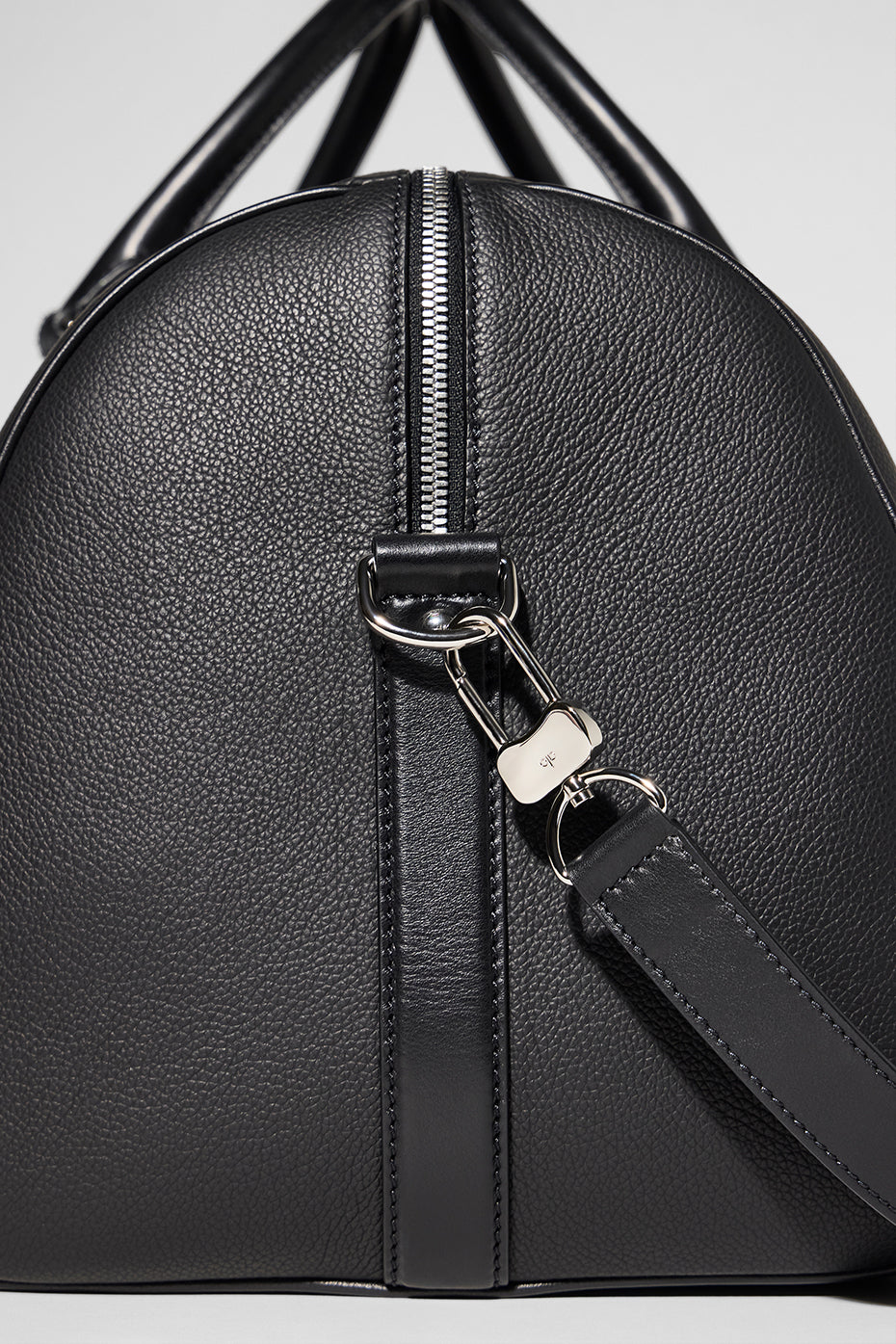ALO Voyage Duffle - Black Leather--4