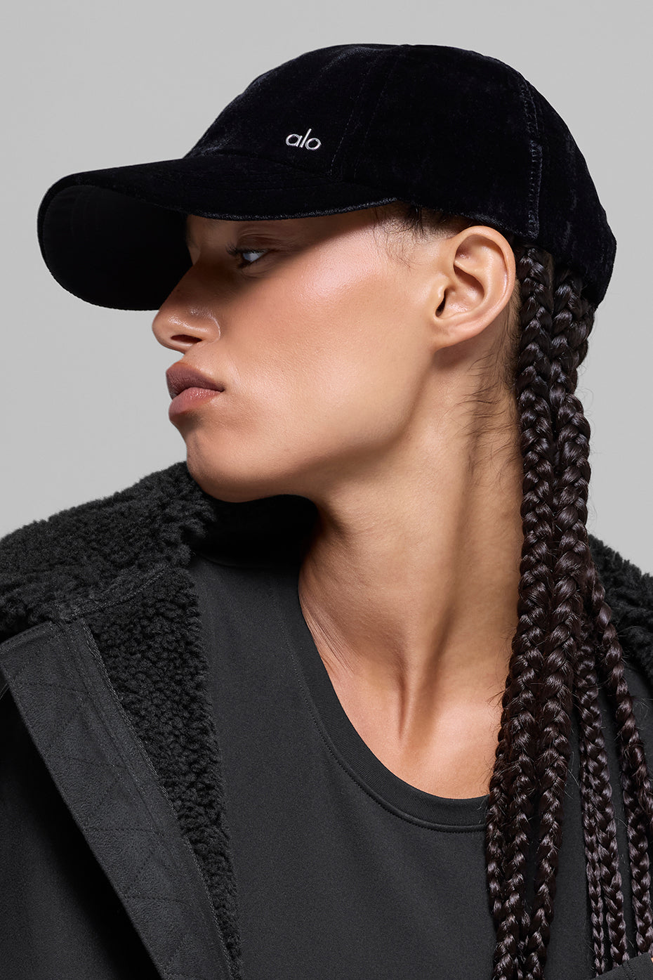 Velvet Off-Duty Cap - Black--1