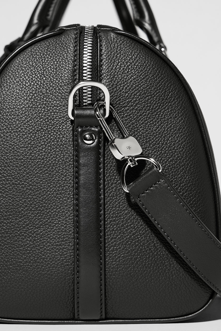 ALO Daily Voyage - Black Leather--4