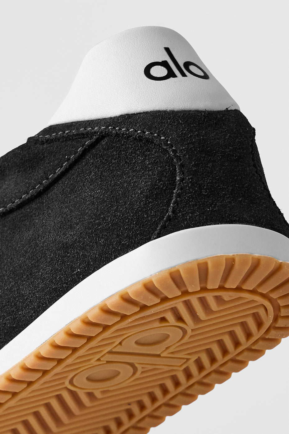ALO Sunset Sneaker (Unisex) - Black--6