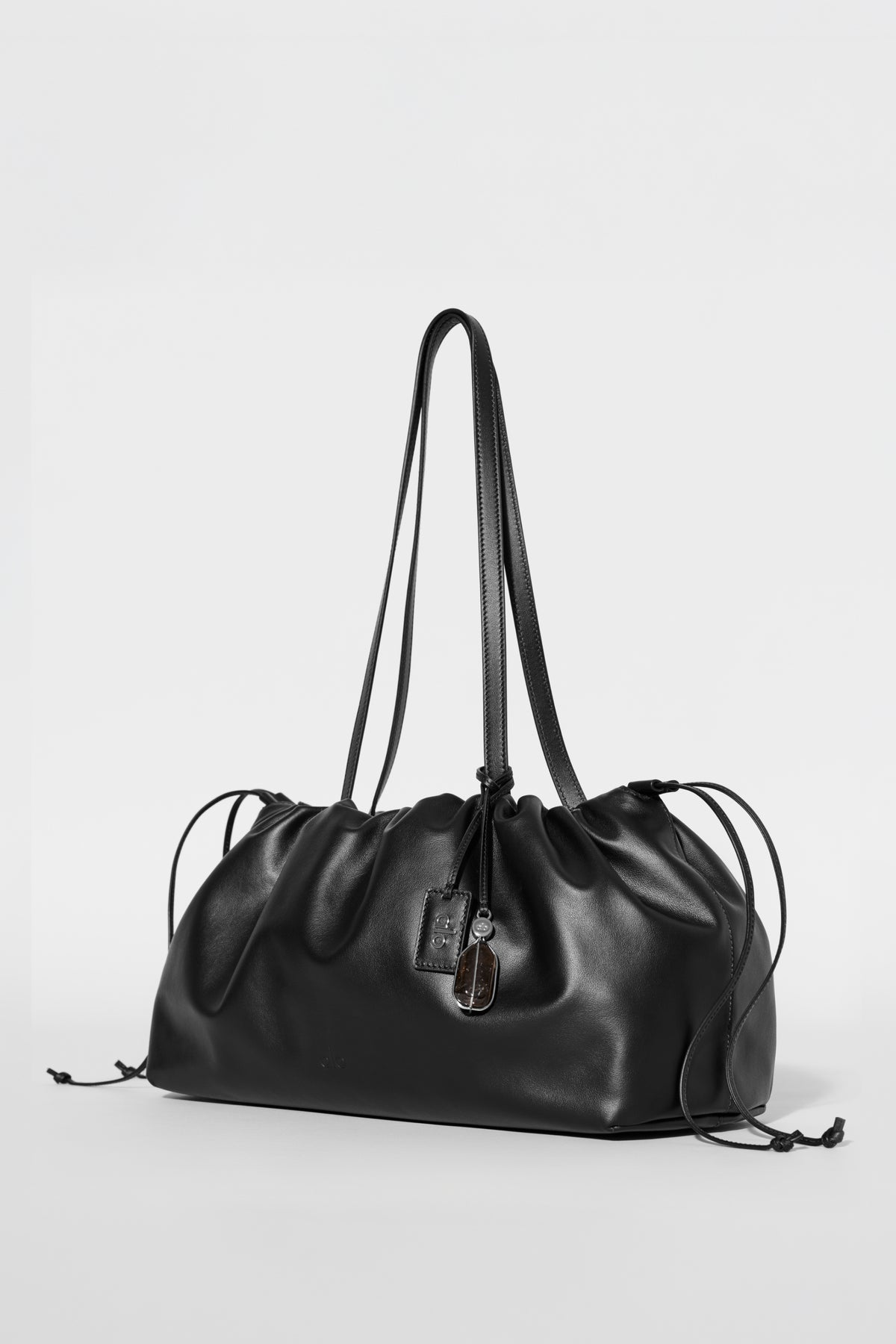 ALO Unwind Cinch - Black Leather--1