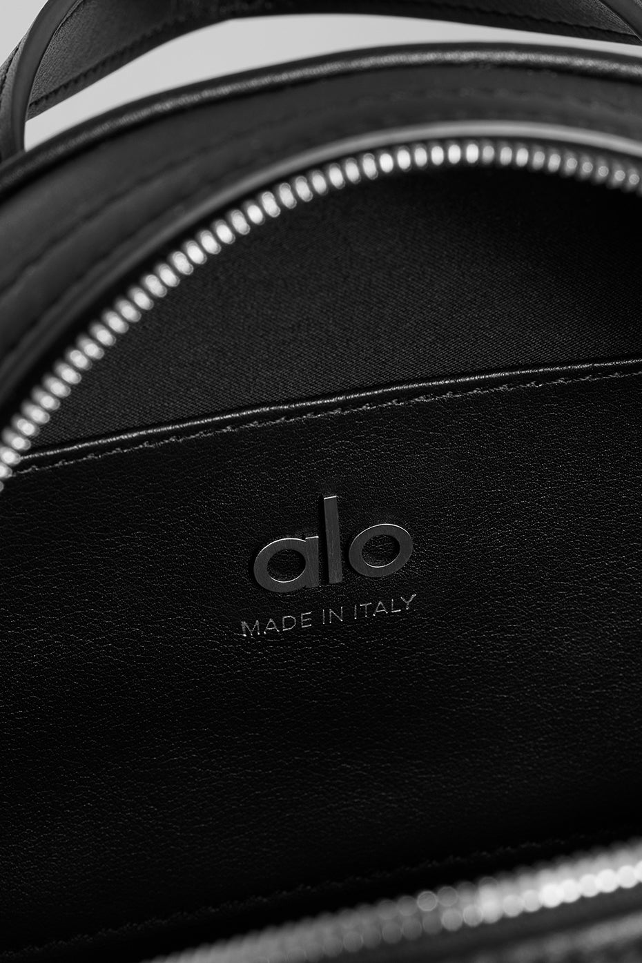 ALO Mini Odyssey - Black Leather--5