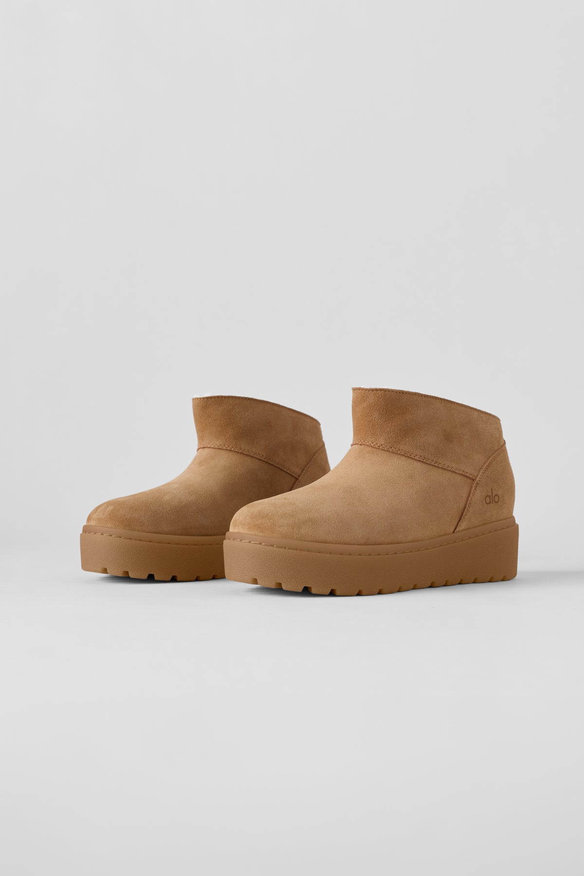ALO Malibu Low Boot - Rich Chestnut--3