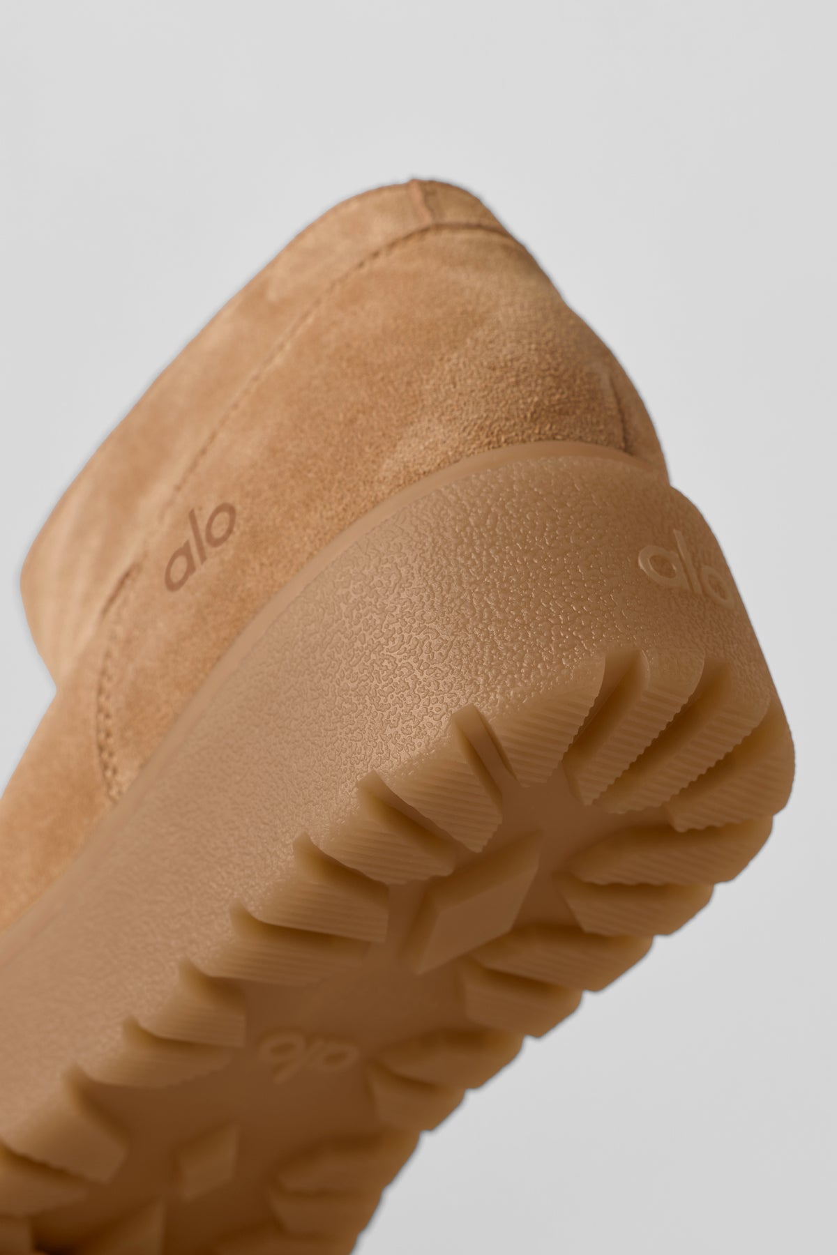 ALO Malibu Low Boot - Rich Chestnut--5