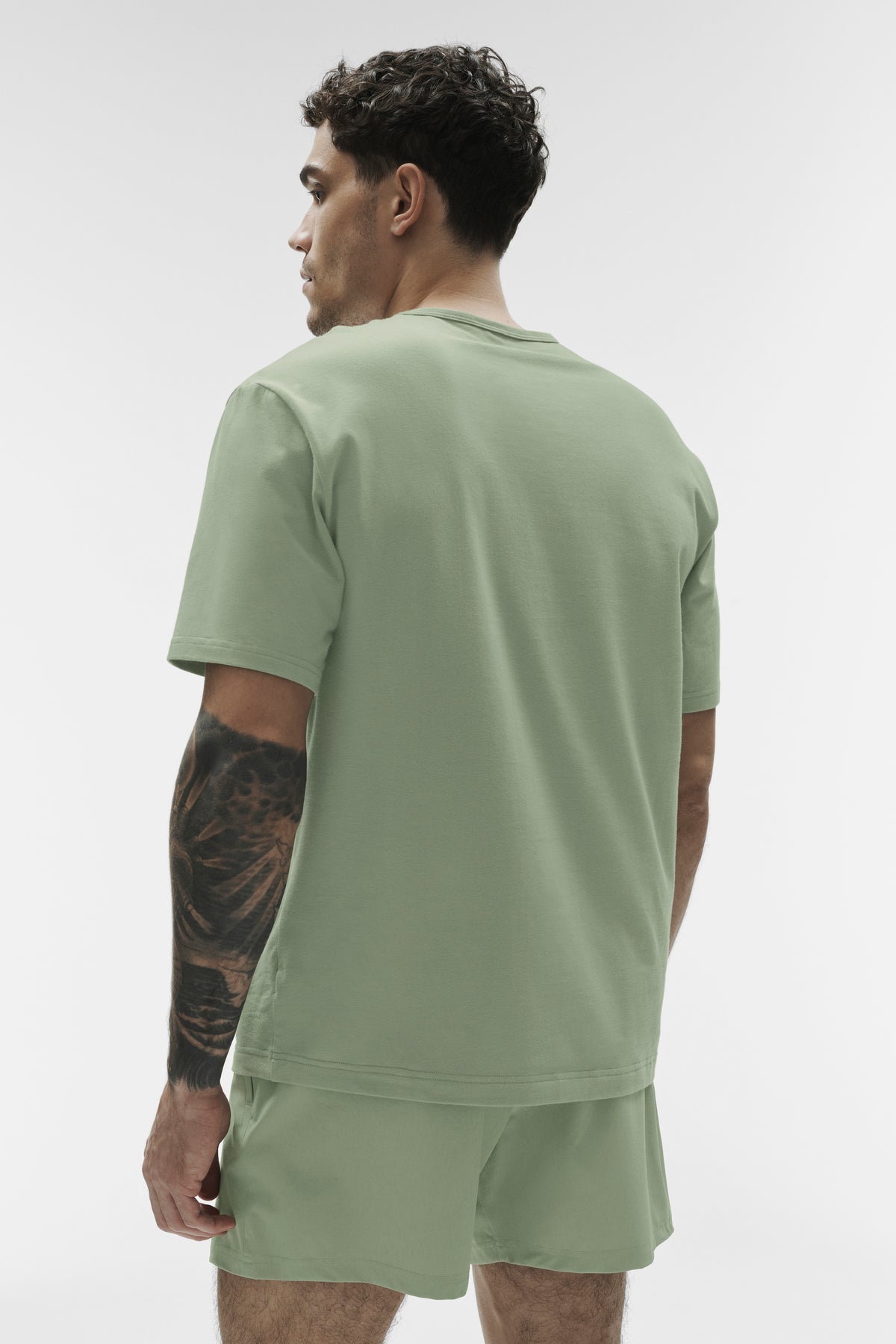 Street Essential Tee - Dune Grass--2