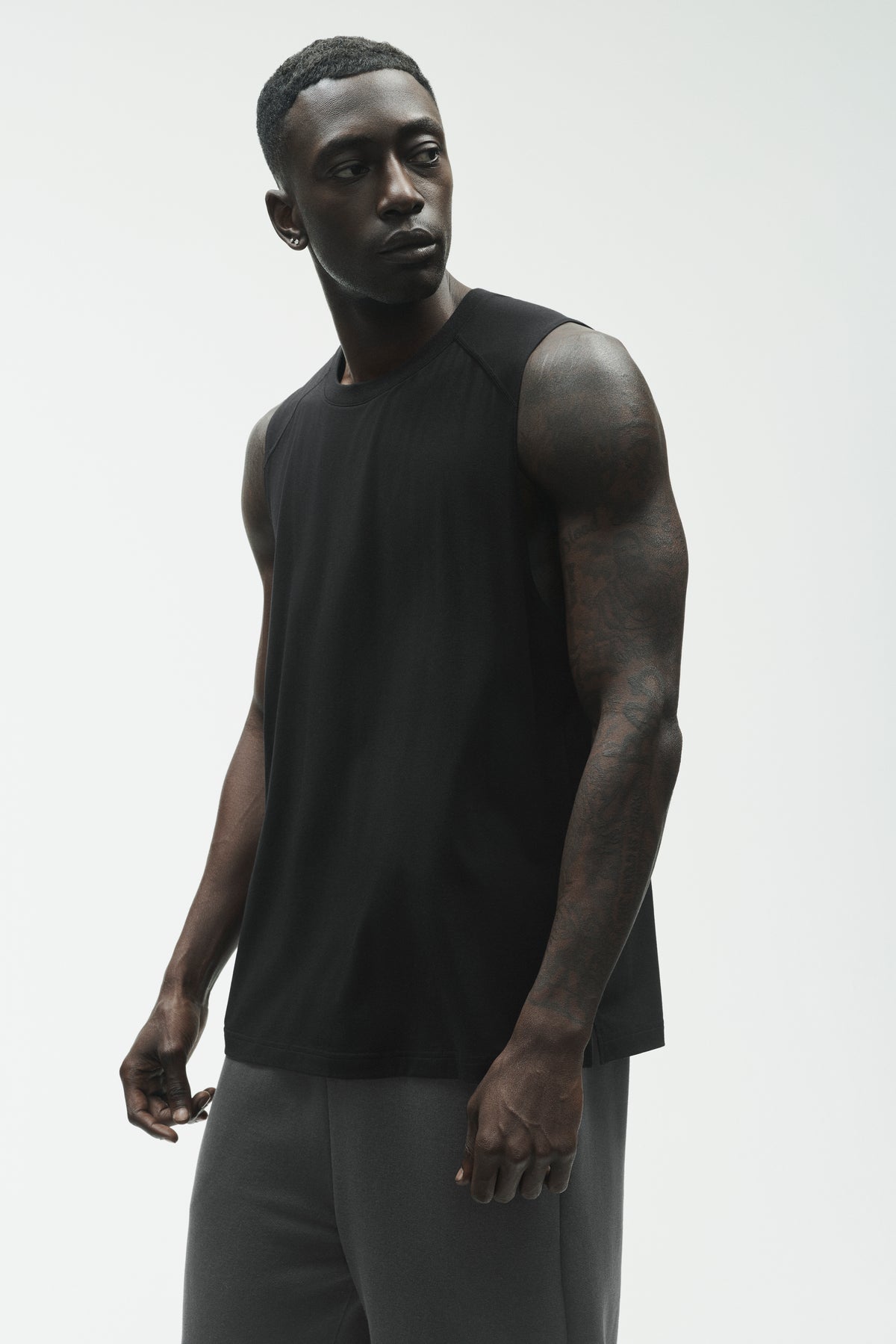 ALO Vapor Muscle Tank - Black--0