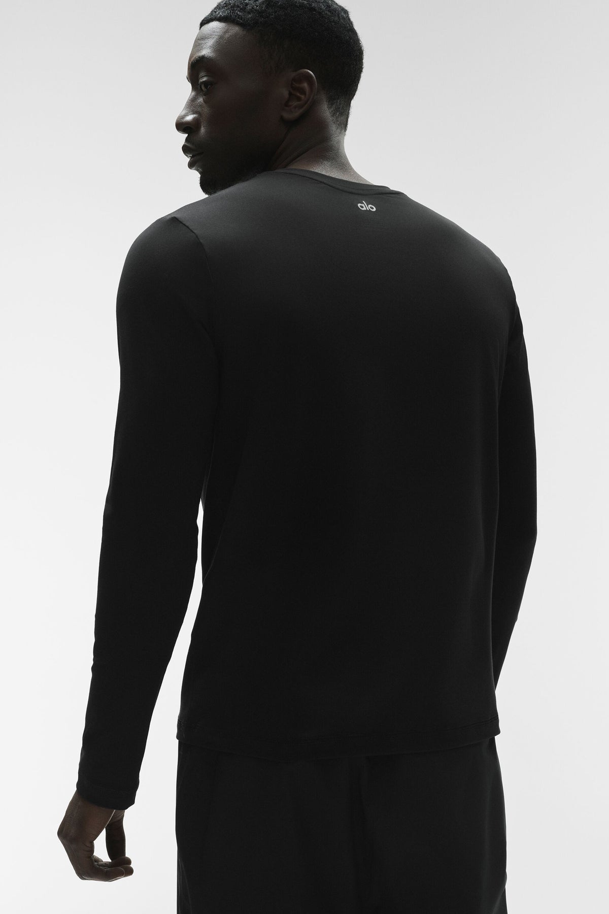 Conquer Reform Crewneck Long Sleeve - Black--3