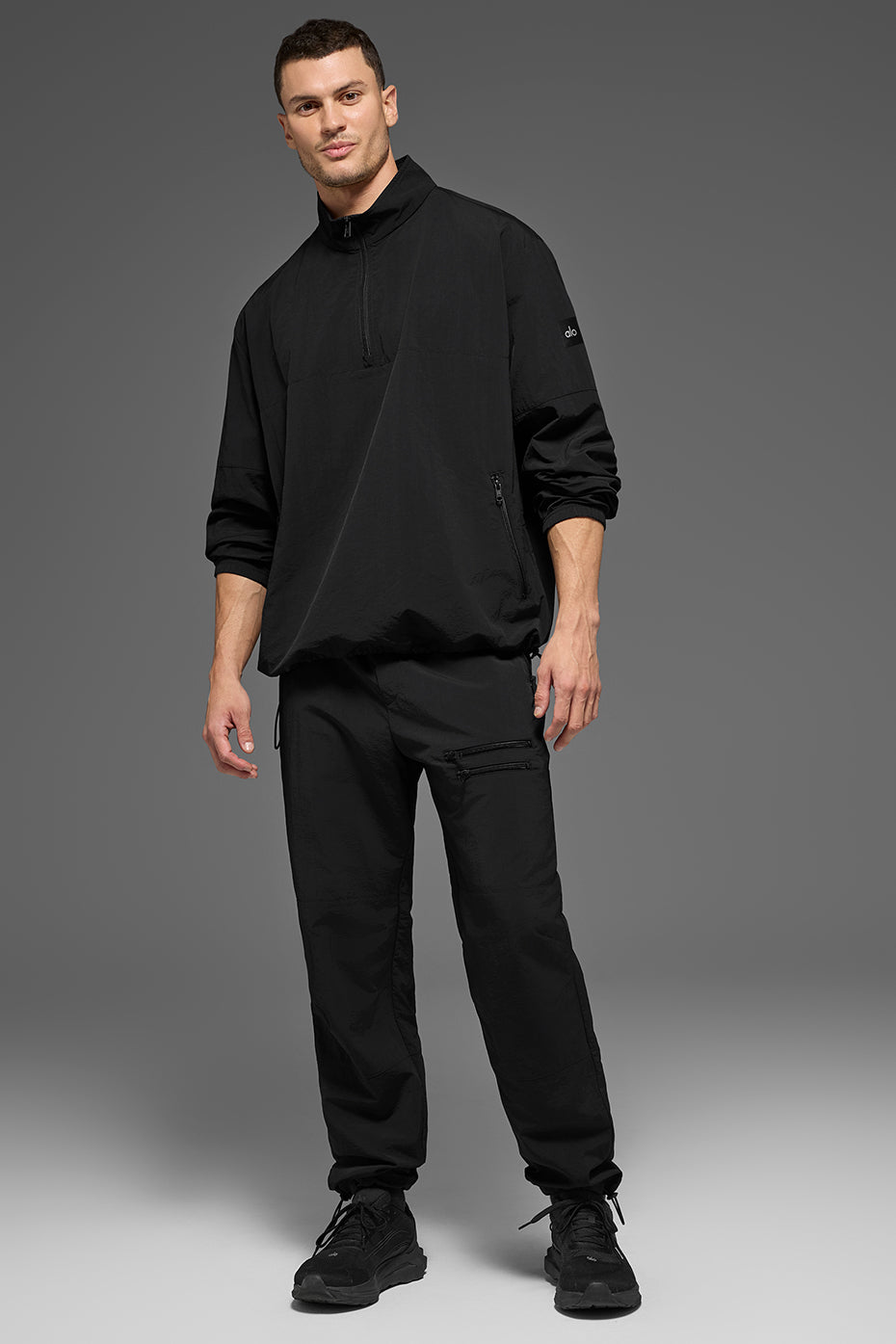 Light Weight Takeaway Track Pullover - Black--4