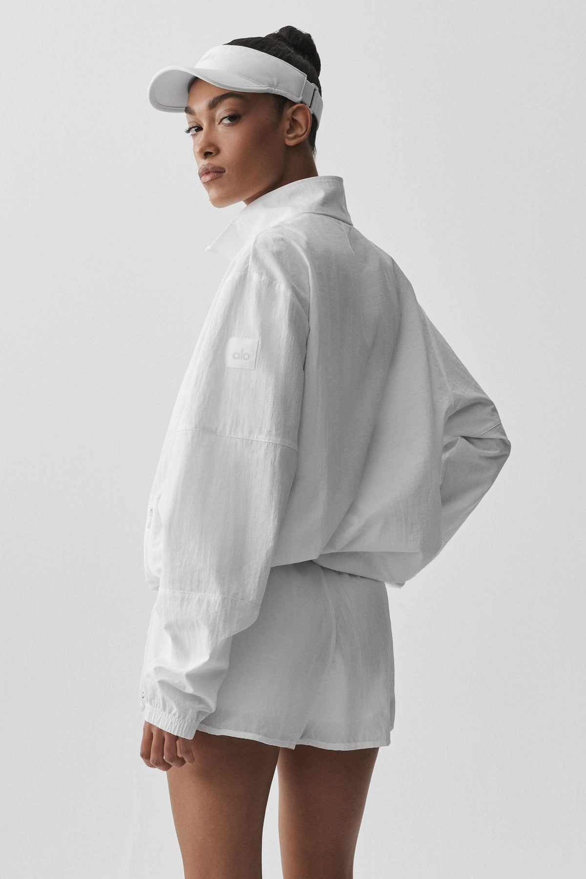 Light Weight Takeaway Track Pullover - White--2
