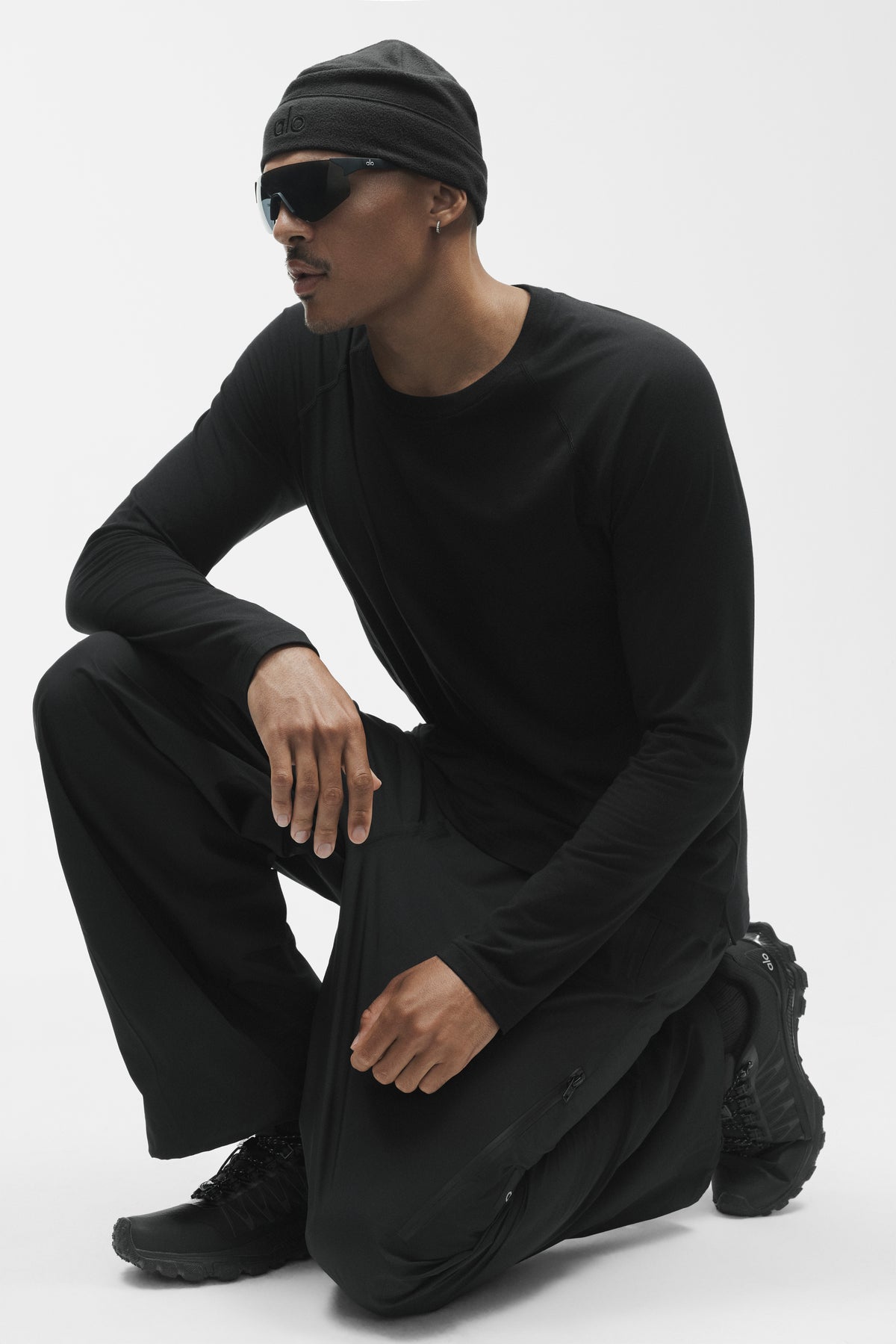 ALO Vapor Crewneck Long Sleeve - Black--0