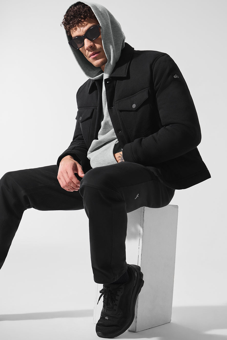 Ease Trucker Jacket - Black--4