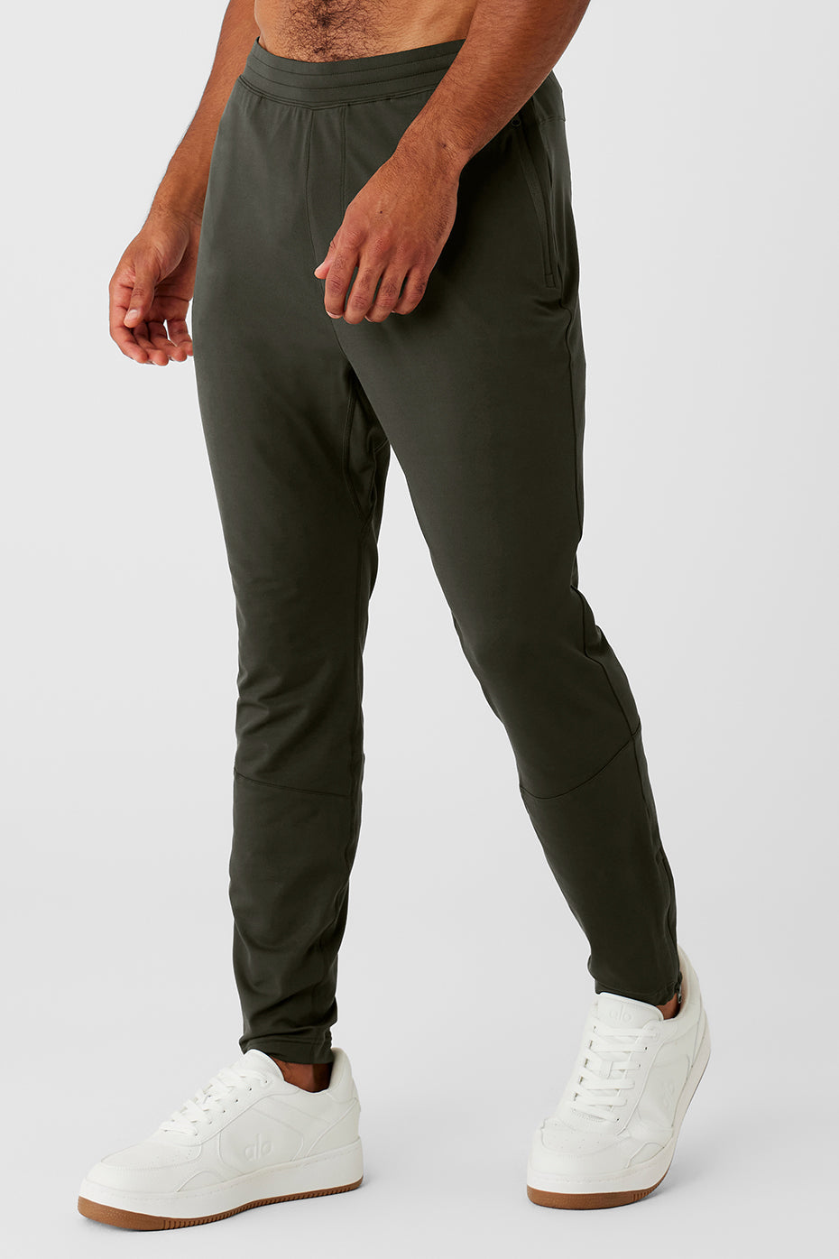Conquer React Performance Pant - Stealth Green--2