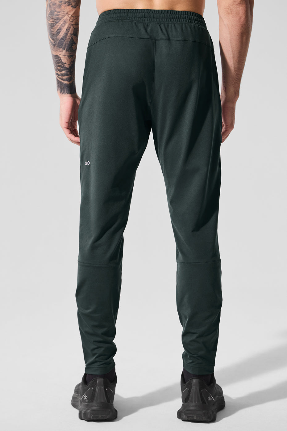 Conquer React Performance Pant - Charcoal Green--1