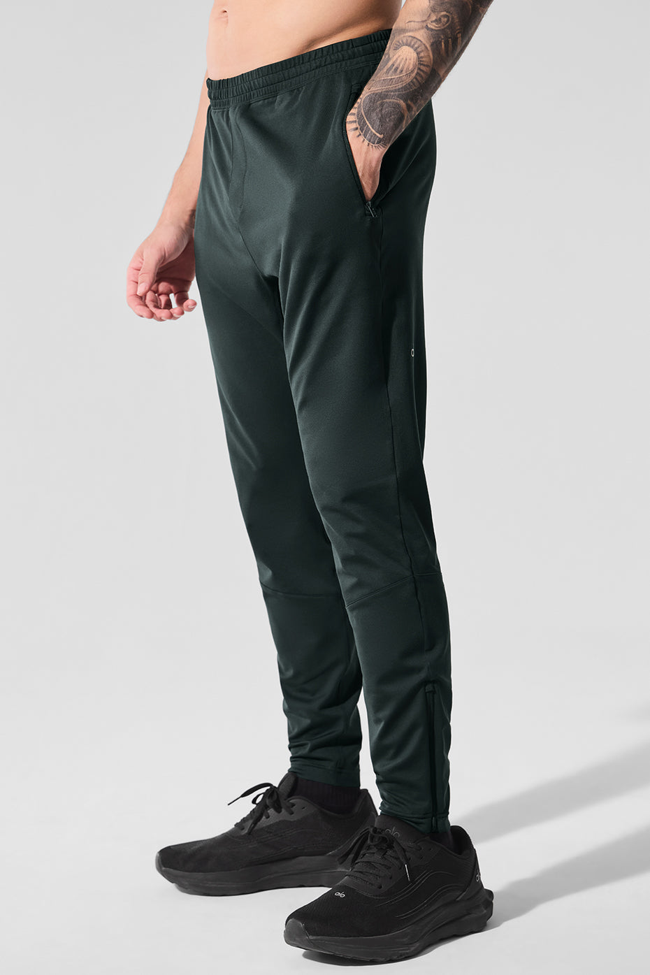 Conquer React Performance Pant - Charcoal Green--2
