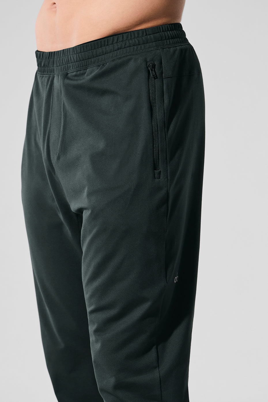 Conquer React Performance Pant - Charcoal Green--3