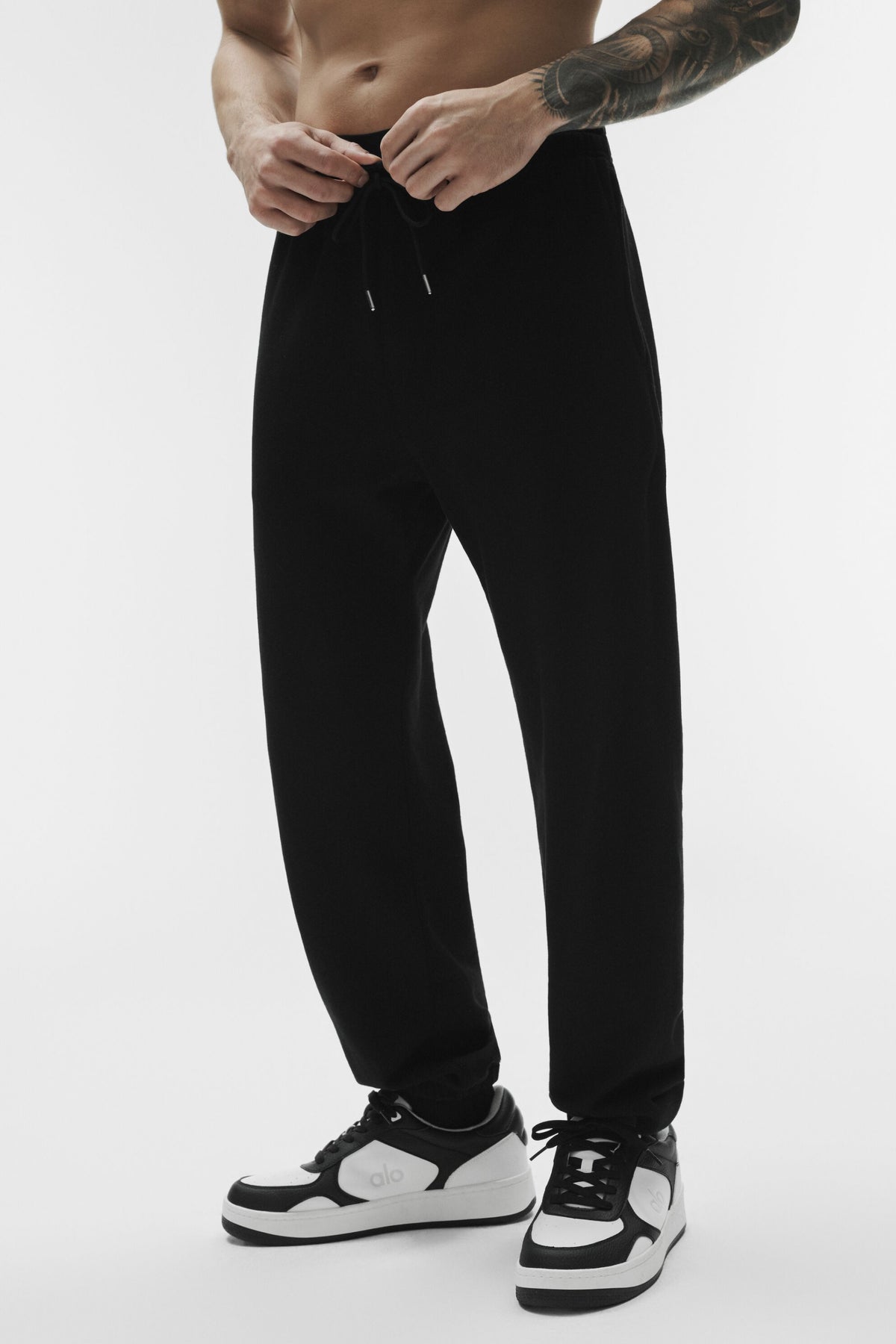 Chill Sweatpant - Black--0