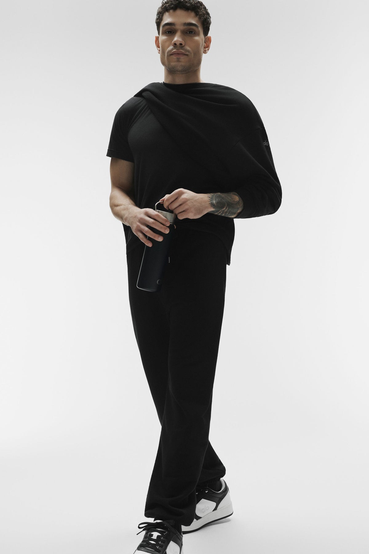 Chill Sweatpant - Black--3