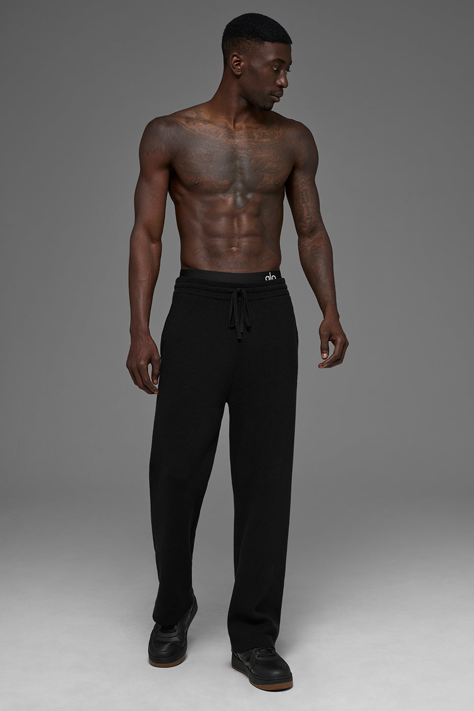 Scholar Straight Leg Sweatpant - Black--3