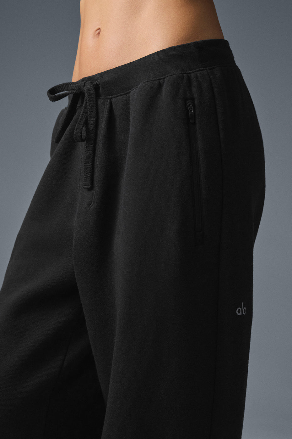 Triumph Restore Sweatpant - Black--3
