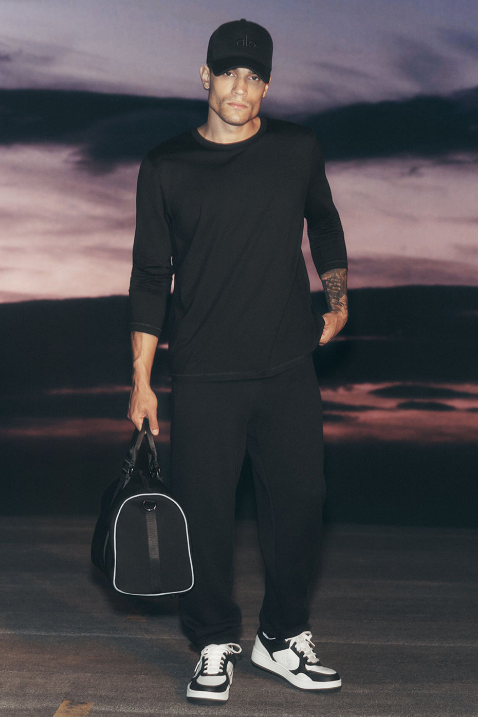 Triumph Restore Sweatpant - Black--0