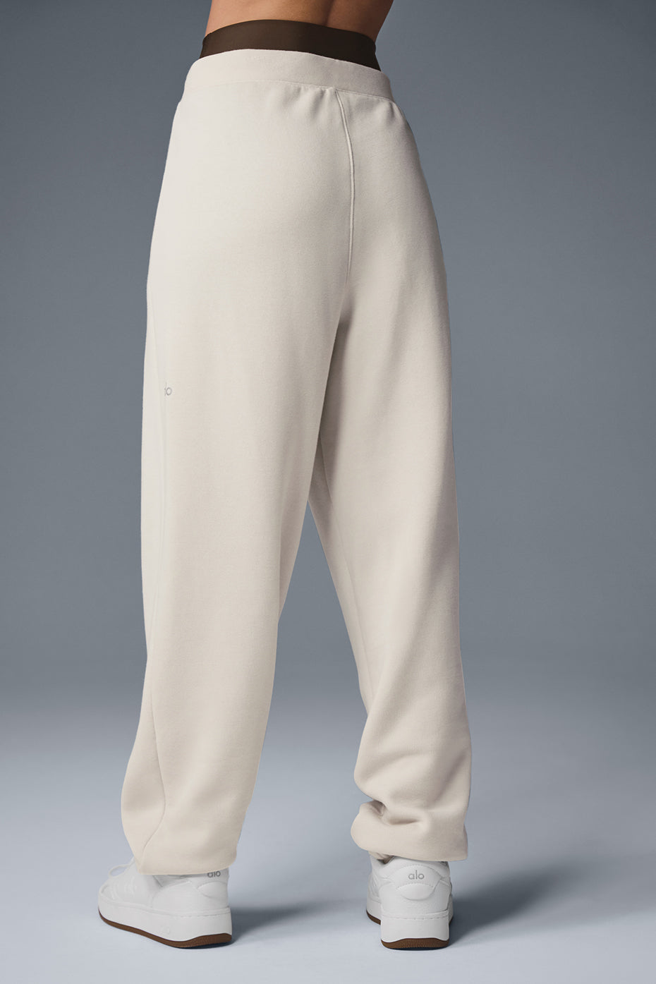Triumph Restore Sweatpant - Bone--2