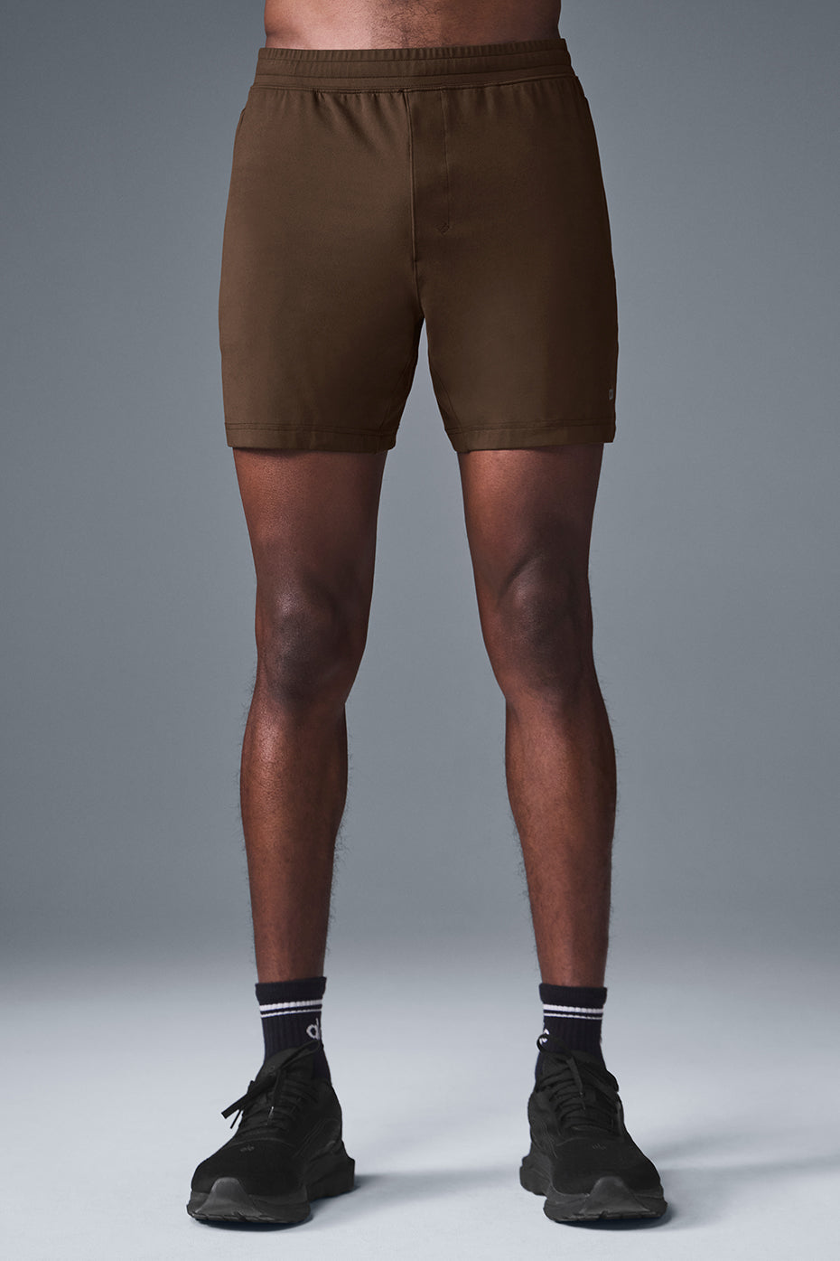 7" Conquer React Performance Short - Espresso--0