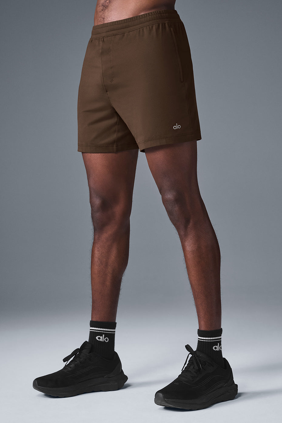 7" Conquer React Performance Short - Espresso--2
