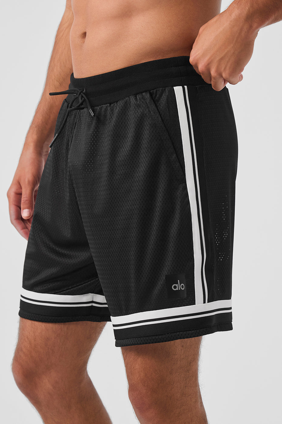 7" Key Mesh Basketball Short - Black--2