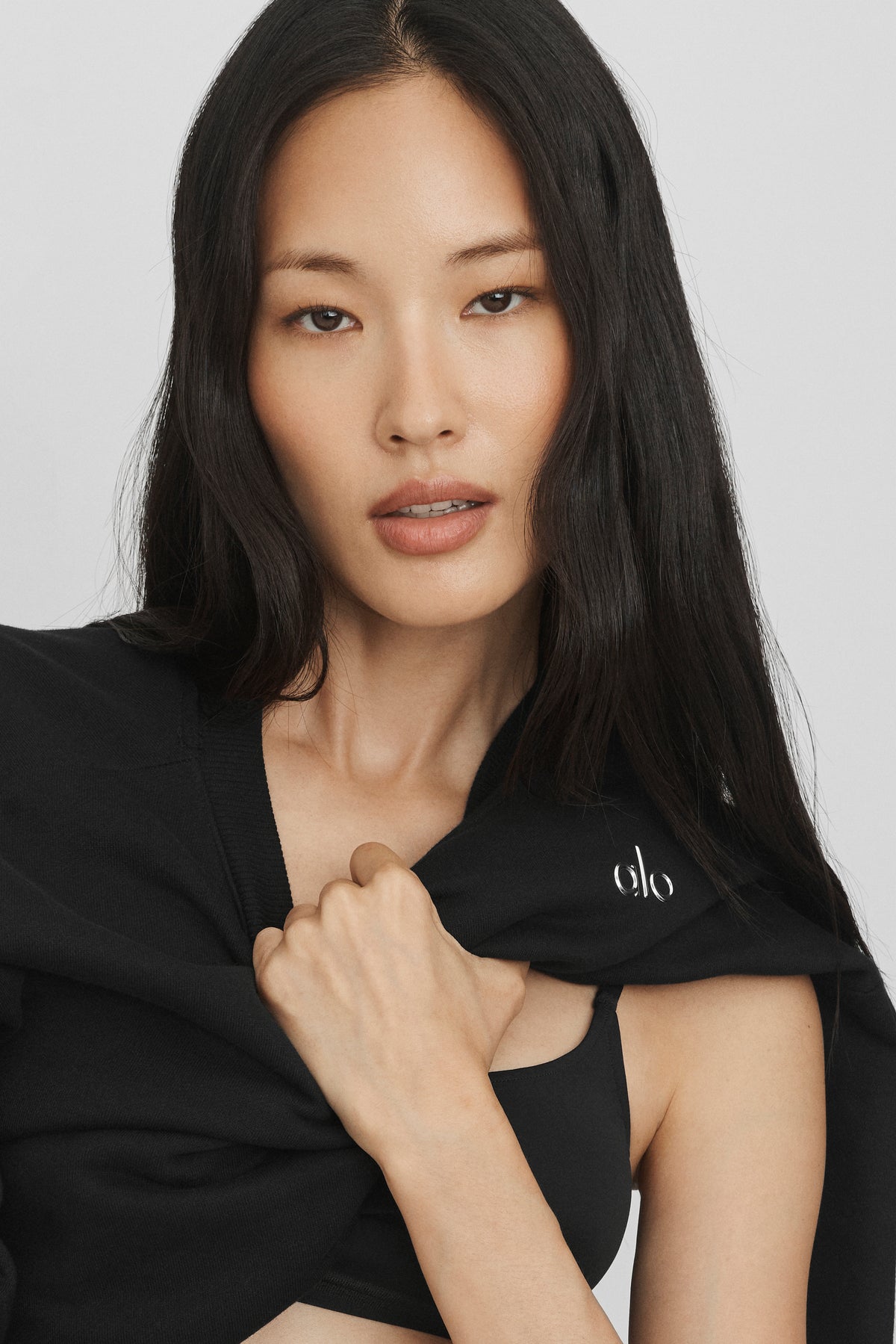 Accolade Crew Neck Pullover - Black--2