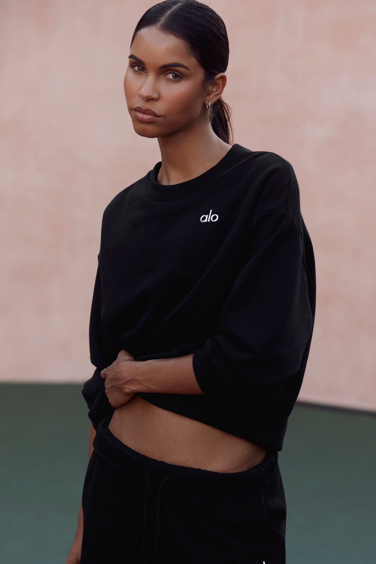 Accolade Crew Neck Pullover - Black--0