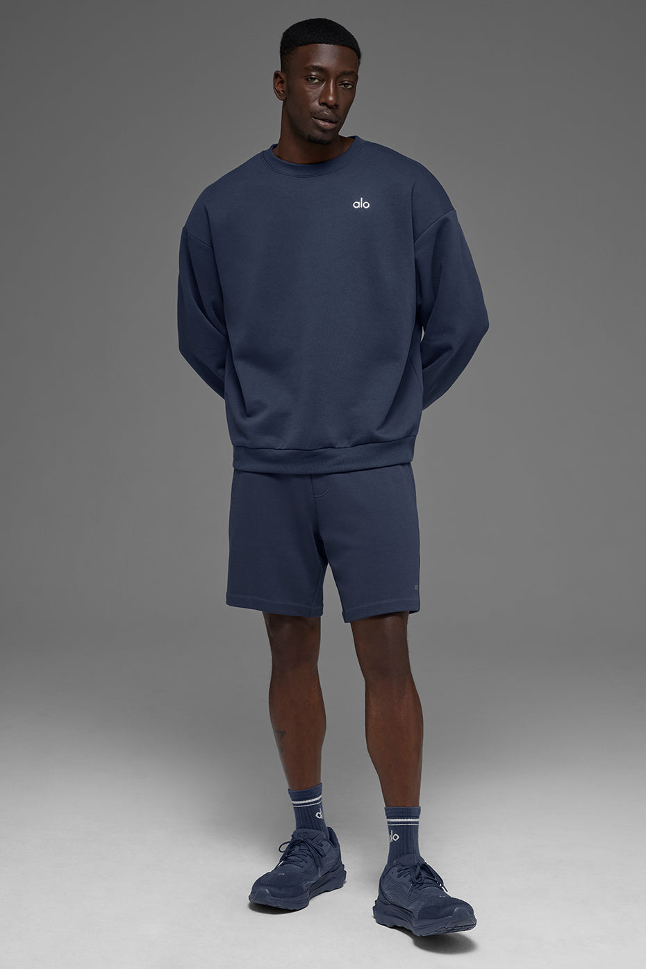 Accolade Crew Neck Pullover - Navy--4