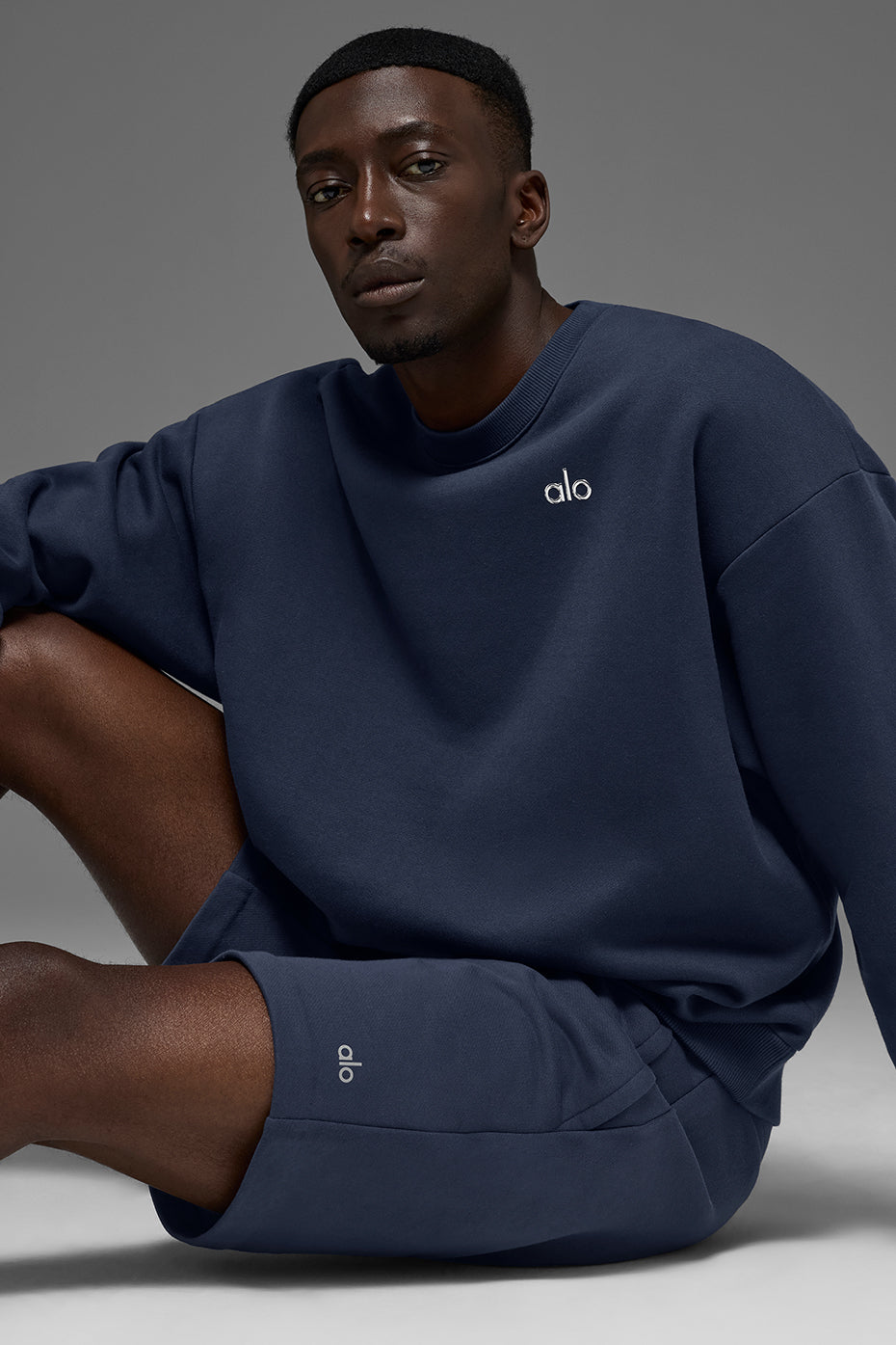 Accolade Crew Neck Pullover - Navy--3