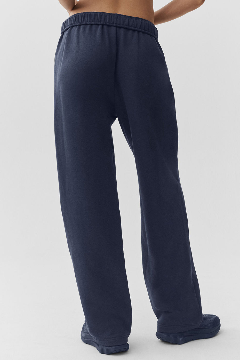 Accolade Straight Leg Sweatpant - Navy--3