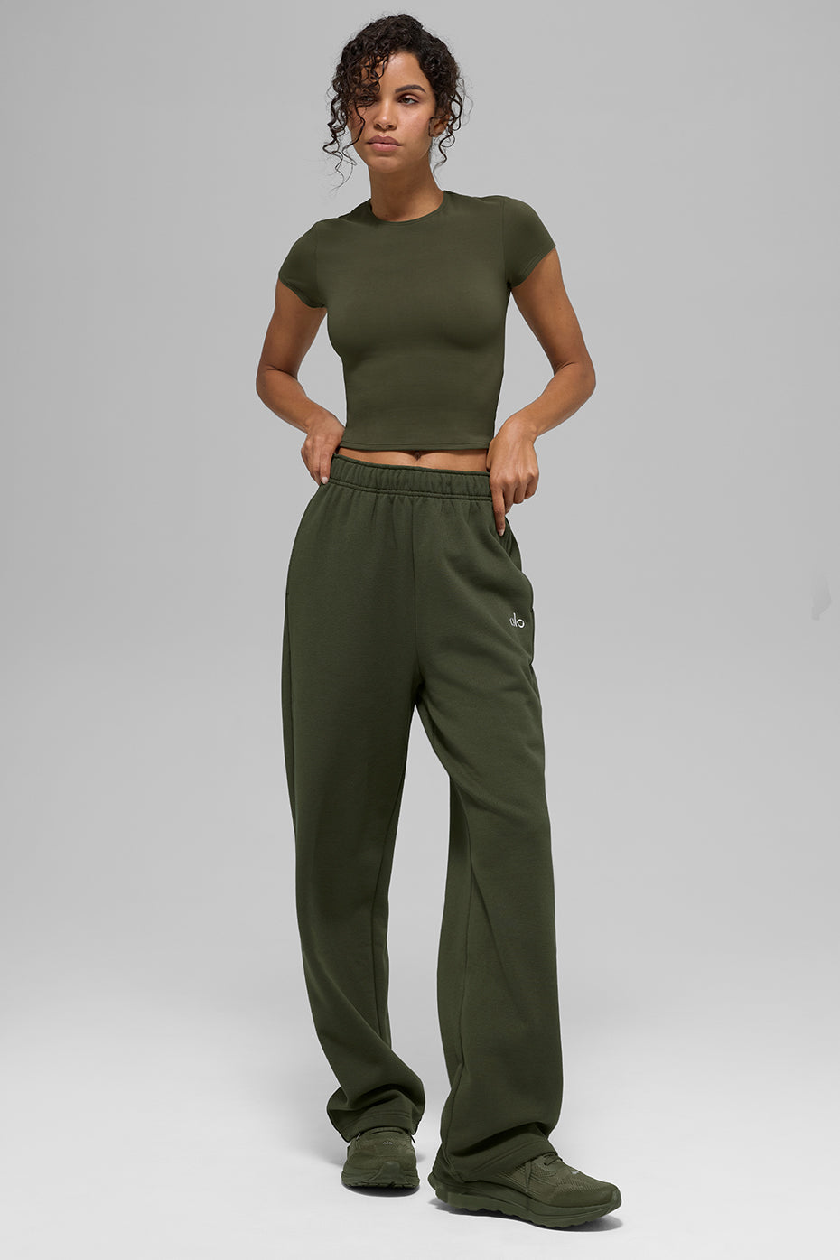 Accolade Straight Leg Sweatpant - Green Olive--3