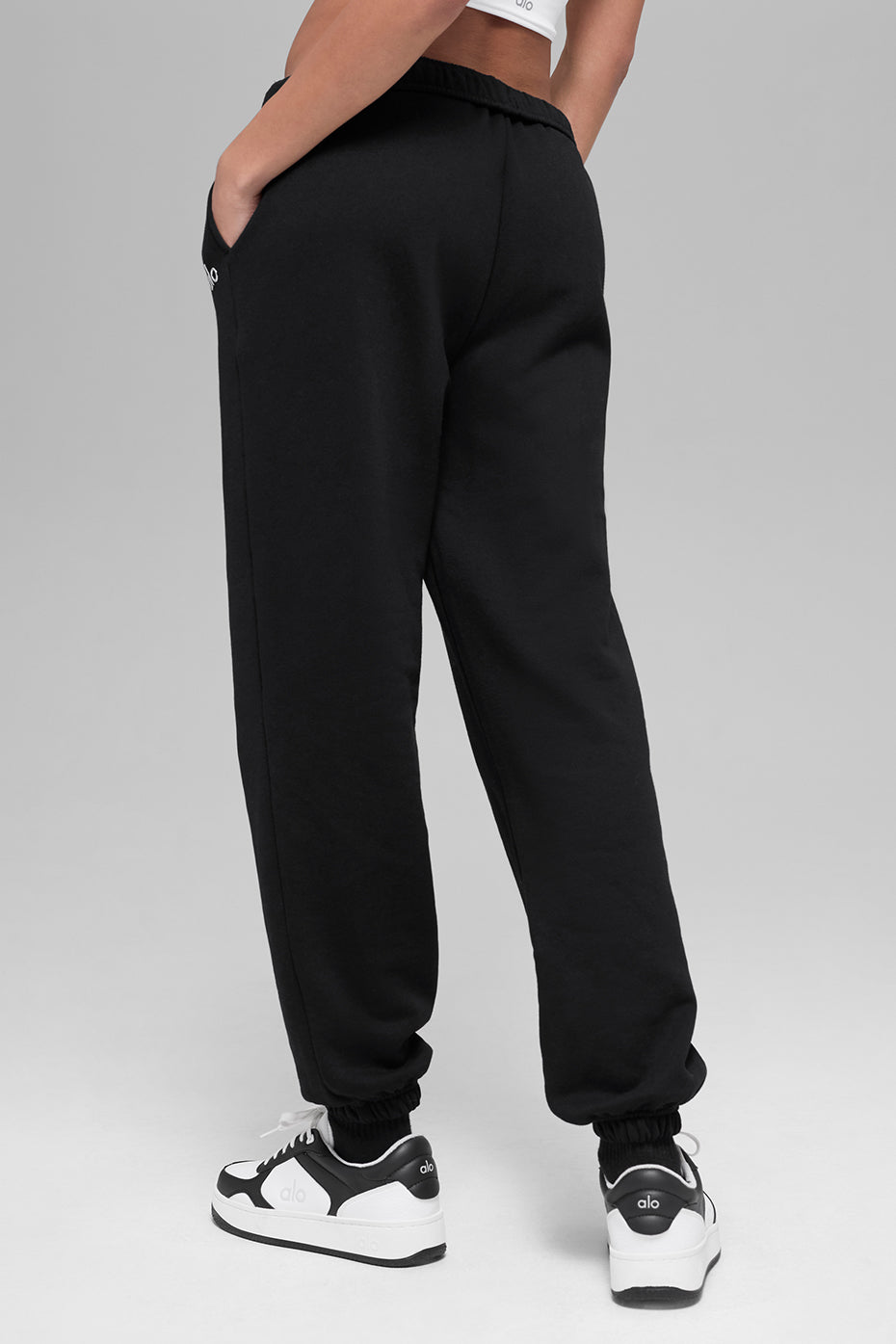 Accolade Sweatpant - Black--3