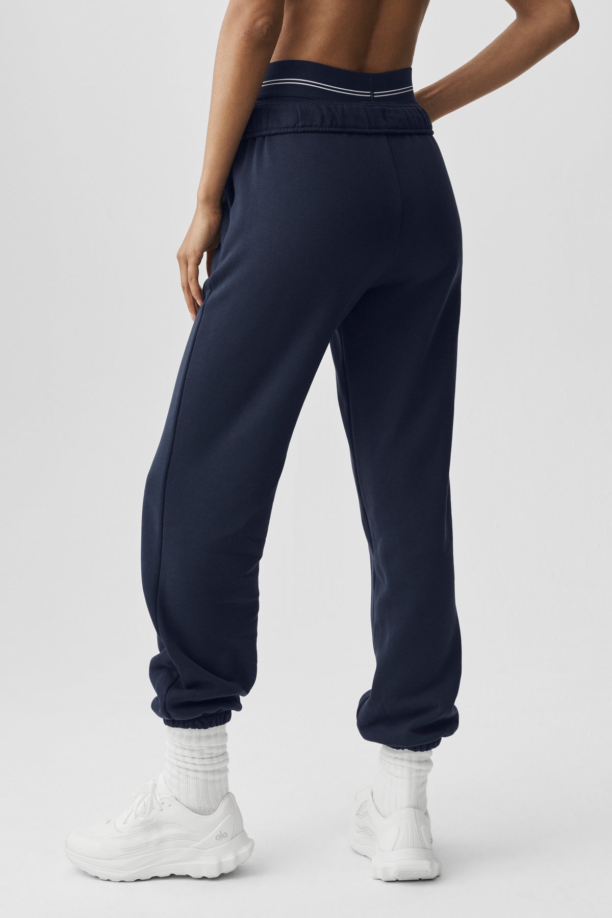 Accolade Sweatpant - Navy--3