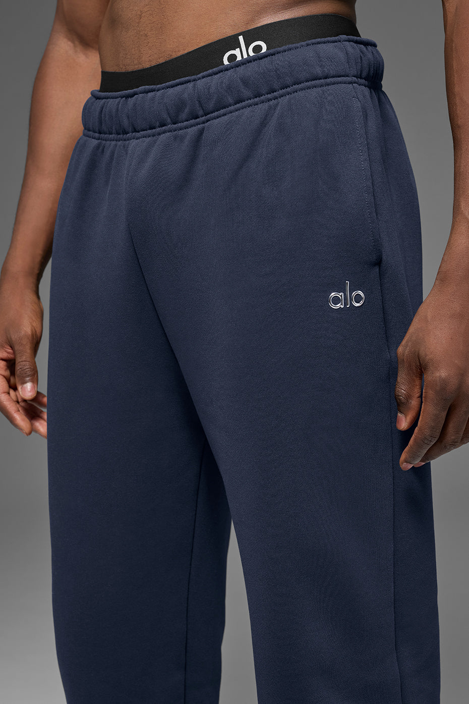 Accolade Sweatpant - Navy--2