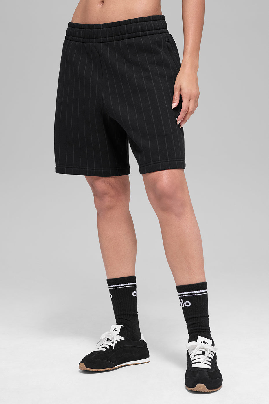 7" Pinstripe Short - Black Pinstripe--0