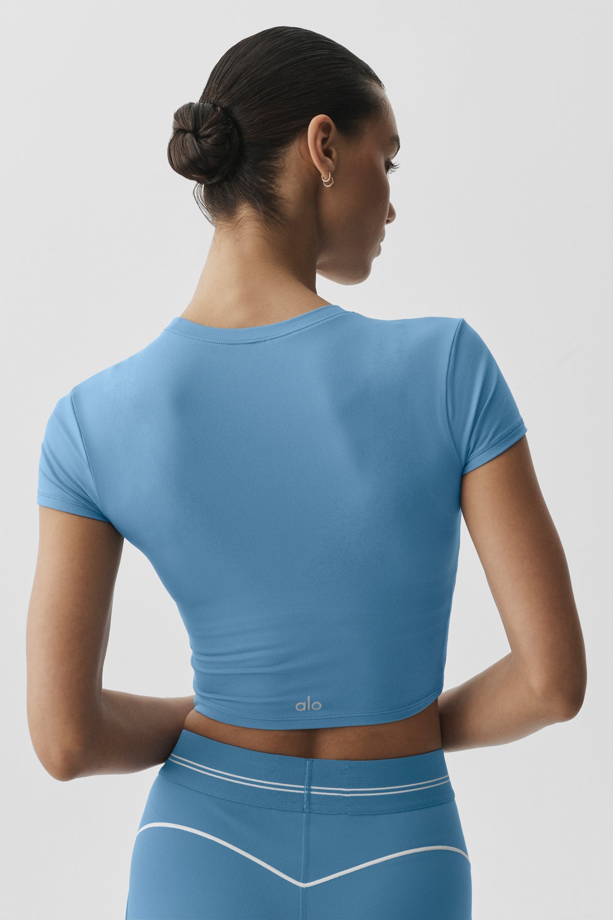 Alosoft Crop Finesse Short Sleeve - California Blue--1