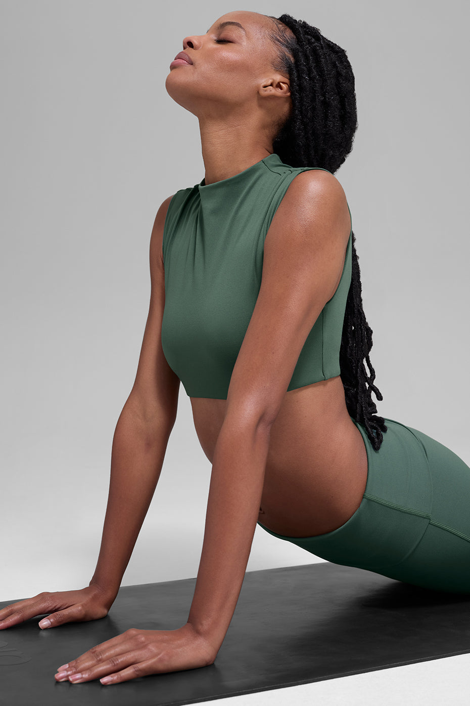 ALO Softsculpt Capped Out Short Sleeve - Clover Green--3