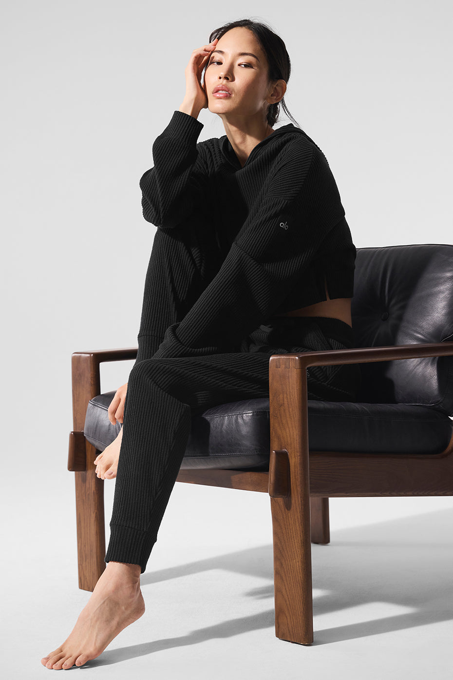Muse Hoodie - Black--4
