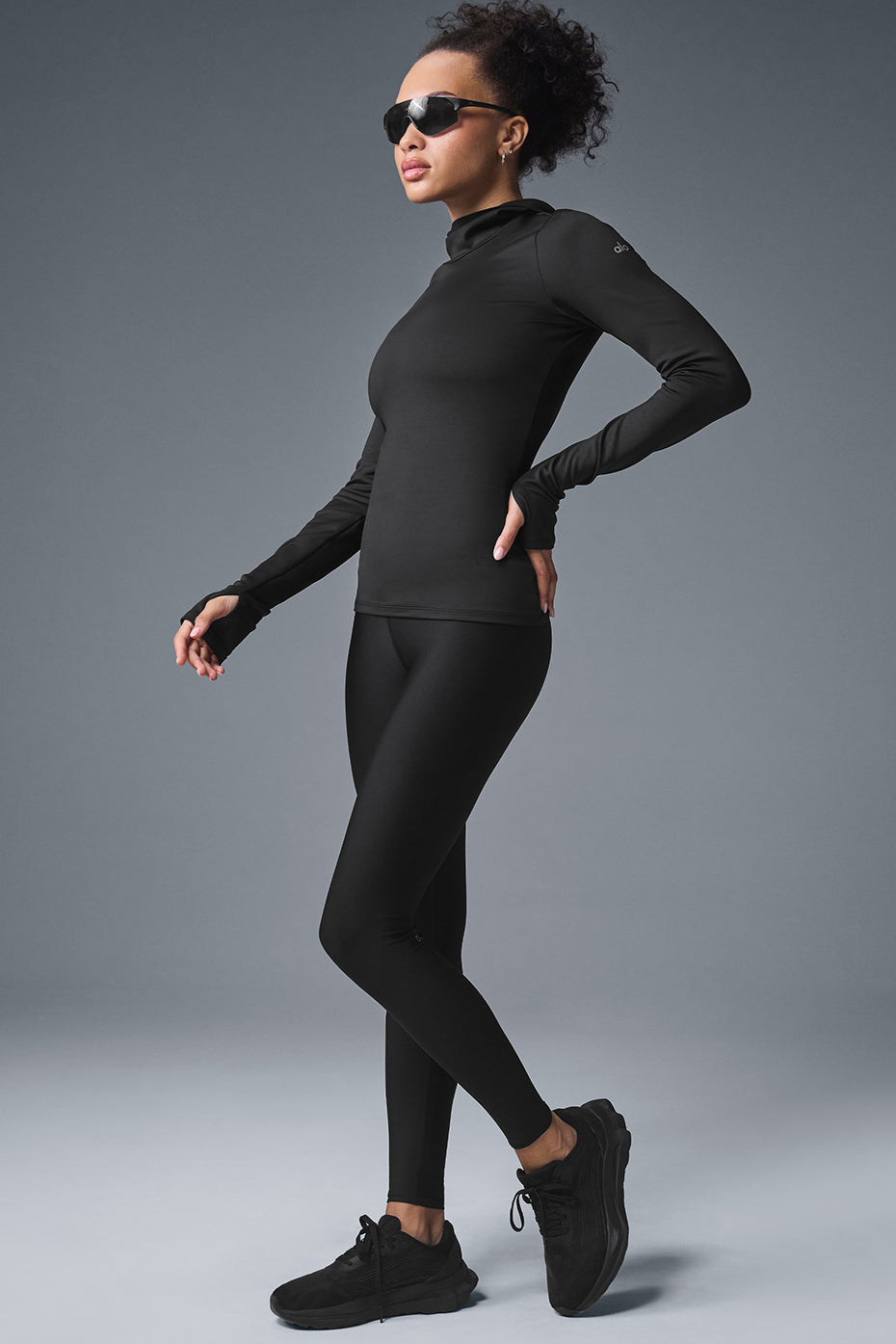 Airlift Winter Warm Hooded Runner - Black--3