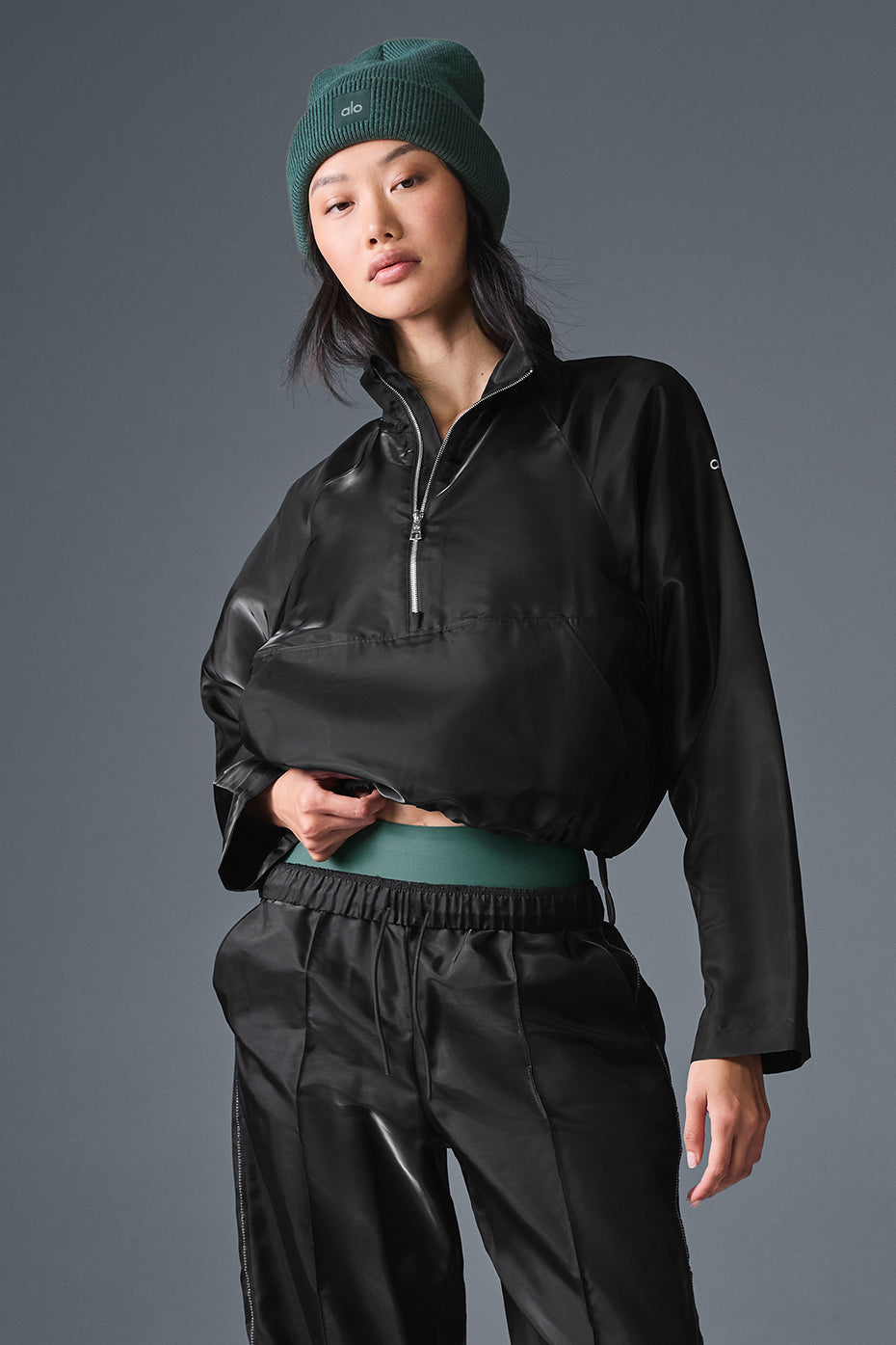 Cropped Afterglow Pullover - Black--0