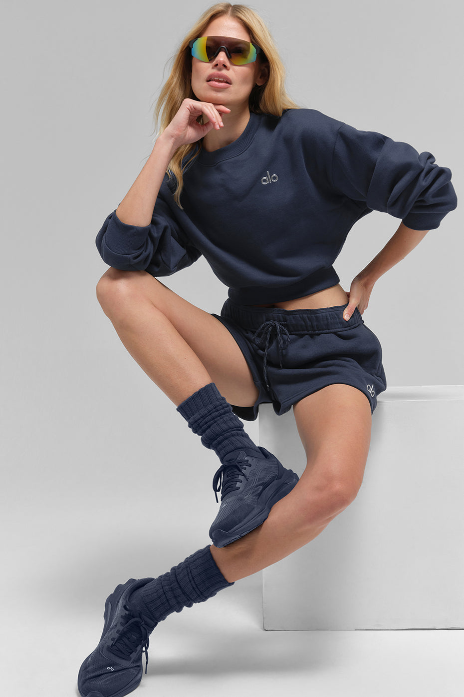 Cropped Accolade Crewneck - Navy--4