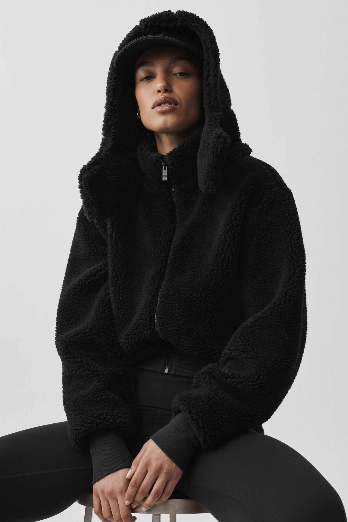 Foxy Sherpa Jacket - Black--2