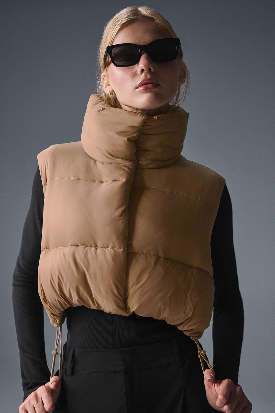 Cropped Gold Rush Puffer Vest - Toasted Almond--2