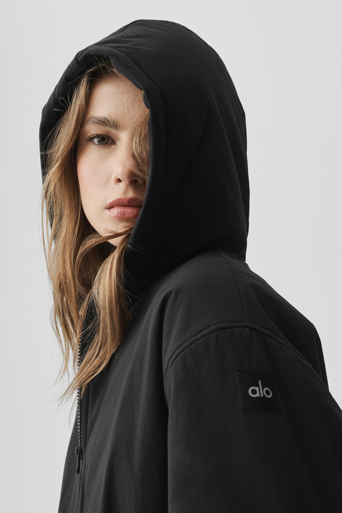 Cropped Mountain Peak Full-Zip Hoodie - Black--1